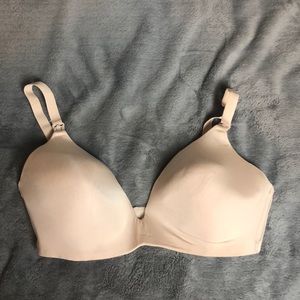 💕 2/$15 38D Gillian O’Malley Nursing Bra